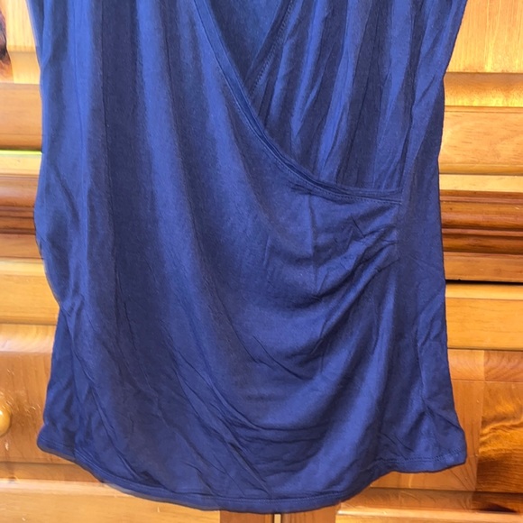 A Pea In The Pod Top - Picture 5 of 9